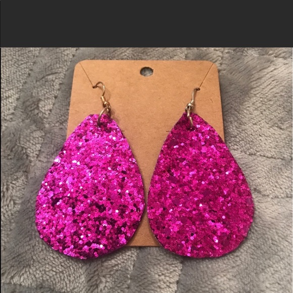 Jewelry - Earring Bundle